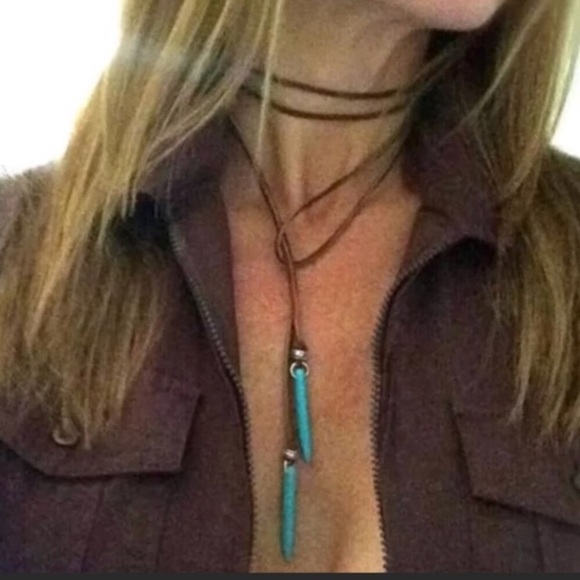 Choker w/Turquoise Stone used - Picture 1 of 2